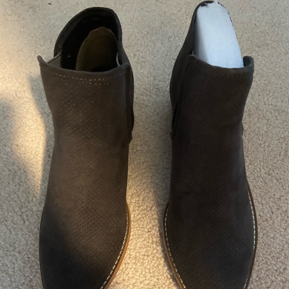 **Worn one time** Dolce Vita Westa Bootie - Picture 2 of 5